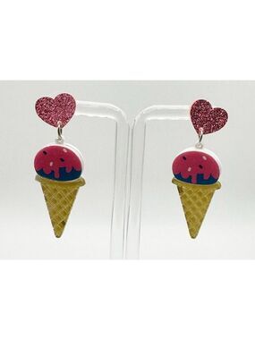 Women's Ice Cream Heart Earrings NWT